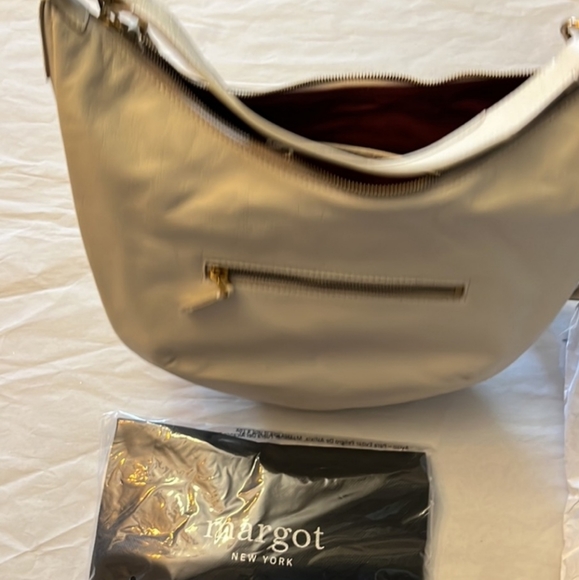 Margot Savannah Leather Hobo Crossbody Bag - Picture 7 of 8